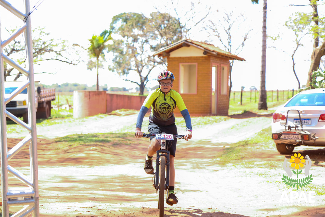 img-slide-noticia-IMG_5876-235.jpg