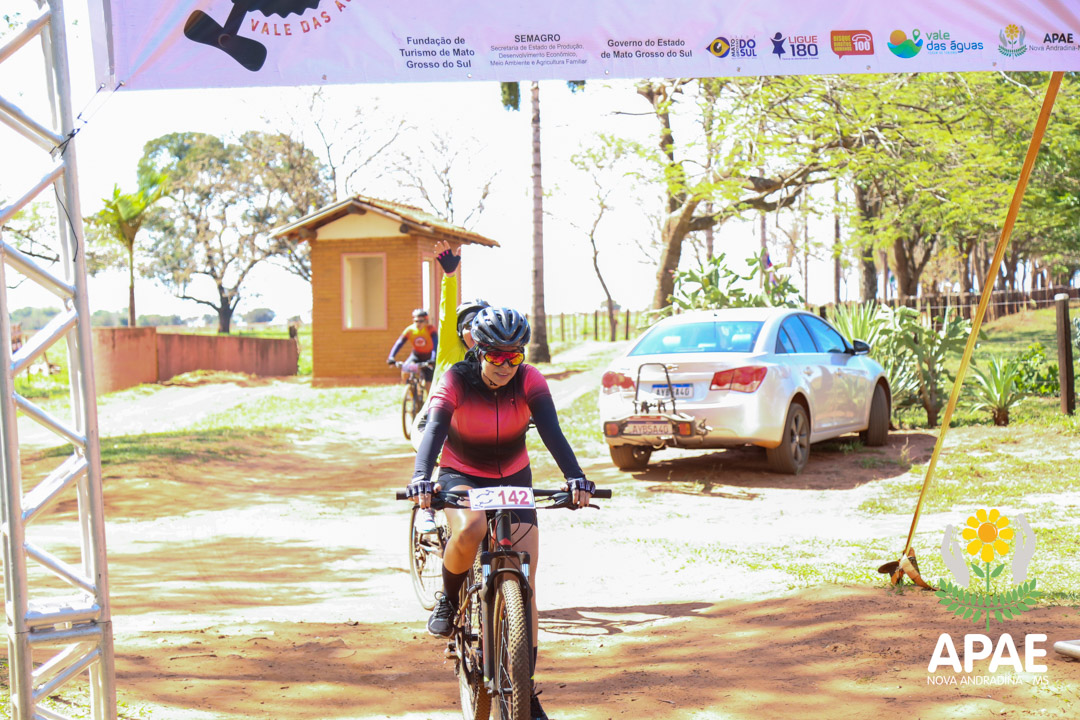 img-slide-noticia-IMG_5884-238.jpg