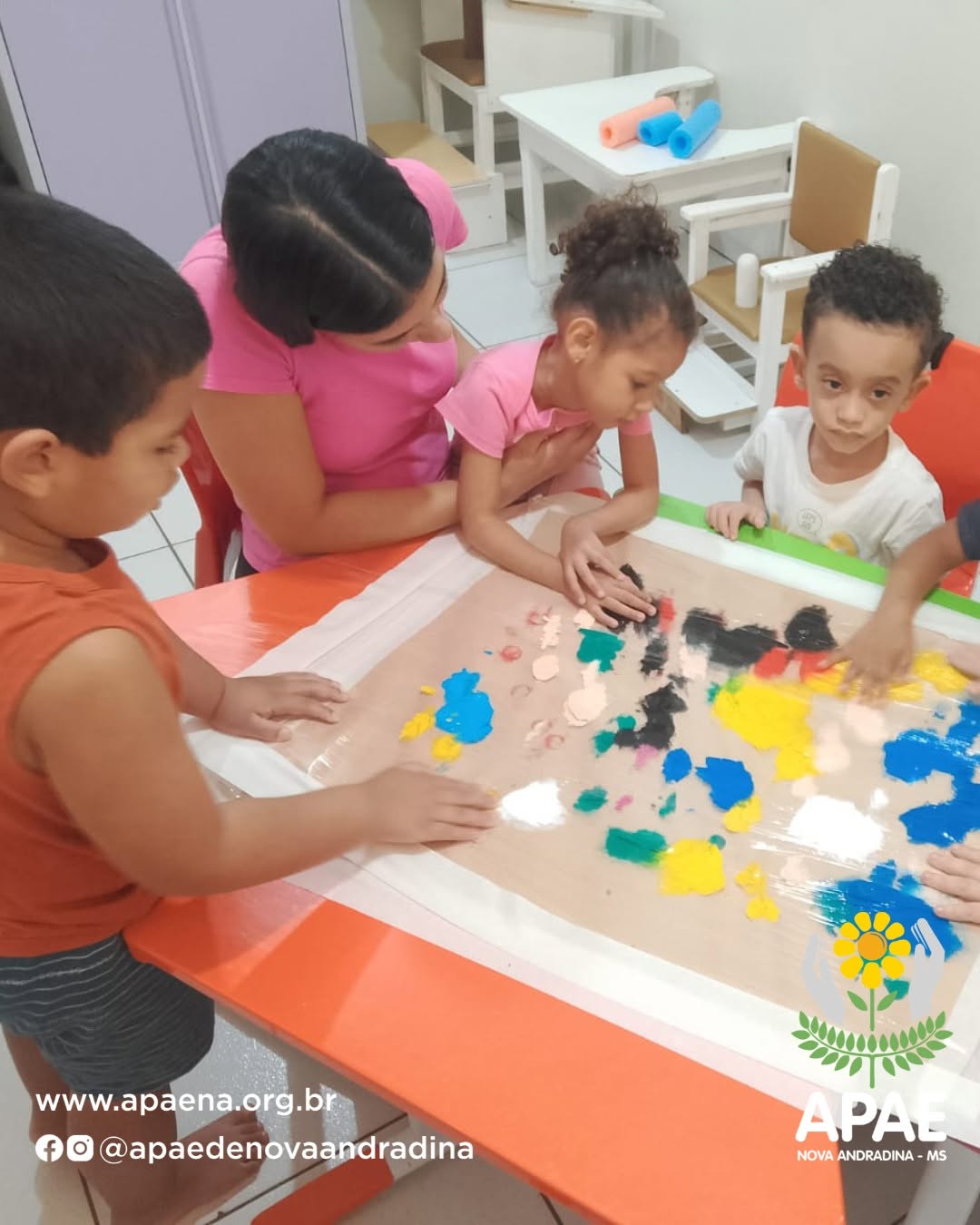 banner-explorando-cores-e-sensacoes-12032026