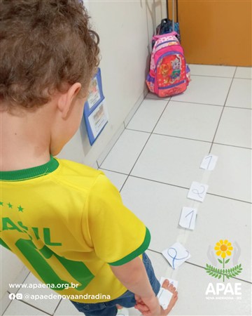 banner-numeros-e-movimento-aprender-brincando-na-turma-do-pre-22102026