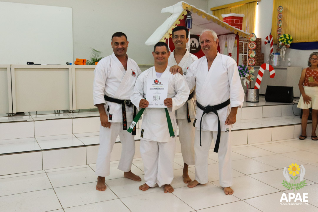 img-slide-noticia-IMG_3786-16.jpg